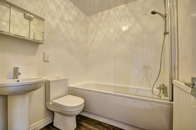 92 Jasmine Crescent, Princes Risborough photo 4