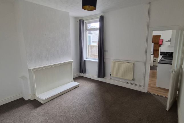 44, Ronald Road, Doncaster photo 3