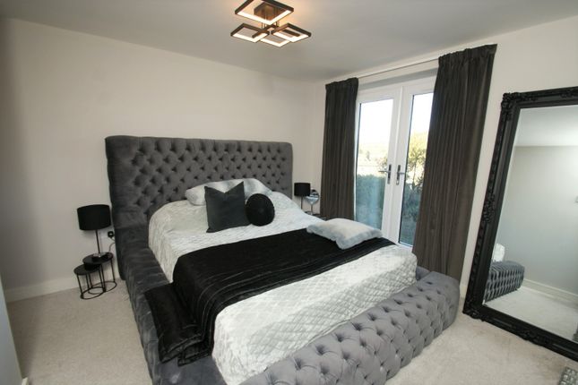 Apartment, 302, Waterside View, Bradford photo 5
