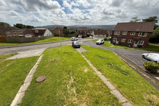 36 Bronwydd, Swansea photo 3
