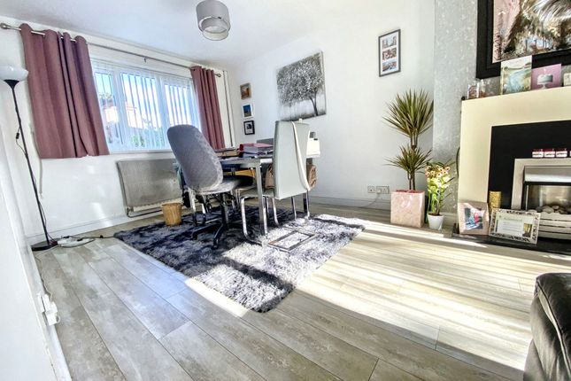 31, Hillcrest Place, Hartlepool photo 3