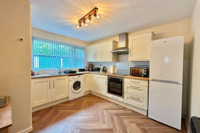 Flat 7 Churchfield, 8, Edge Lane, Chorlton photo 3