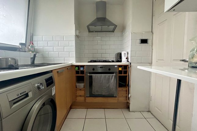 72, Ethelburga Street, London photo 4