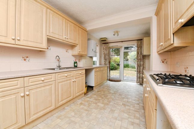 Burses Way, Brentwood photo 4