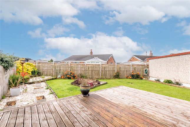 Bungalow for sale in Lindrick Walk, Halifax, West Yorkshire