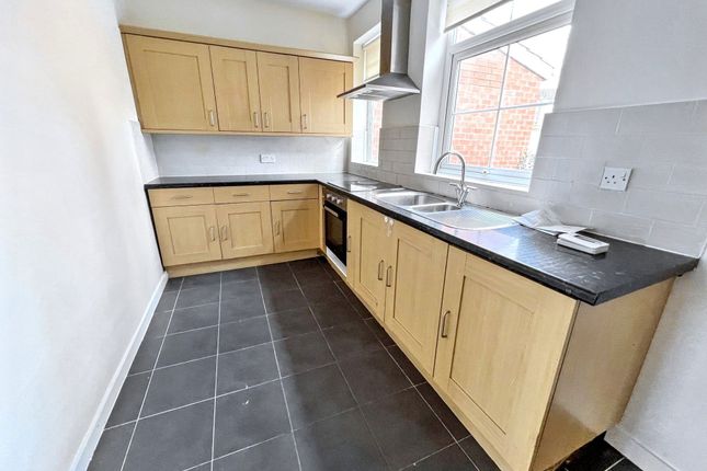 24, Garden Croft, Newcastle upon Tyne photo 2