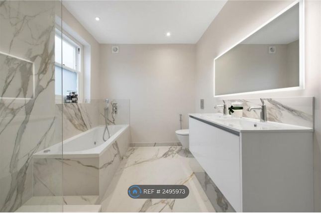 Master Ensuite