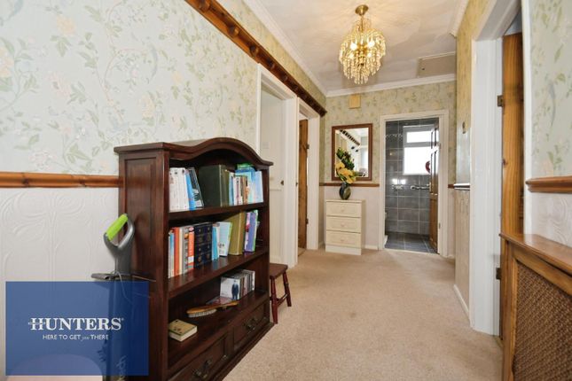 32, Edinburgh Road, Chesterfield photo 3