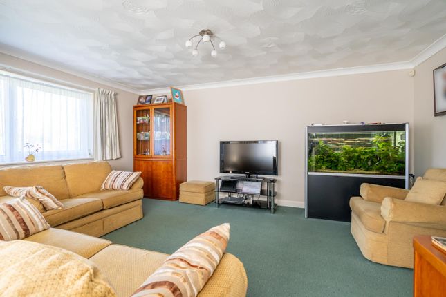 5, West Meads Drive, Bognor Regis photo 4