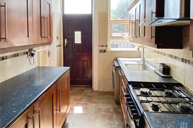 67, Moorlands Road, Dewsbury photo 4