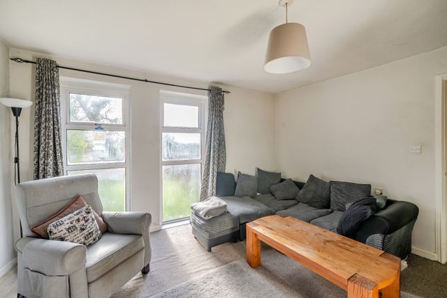 21, Huish Court, Somerset photo 4