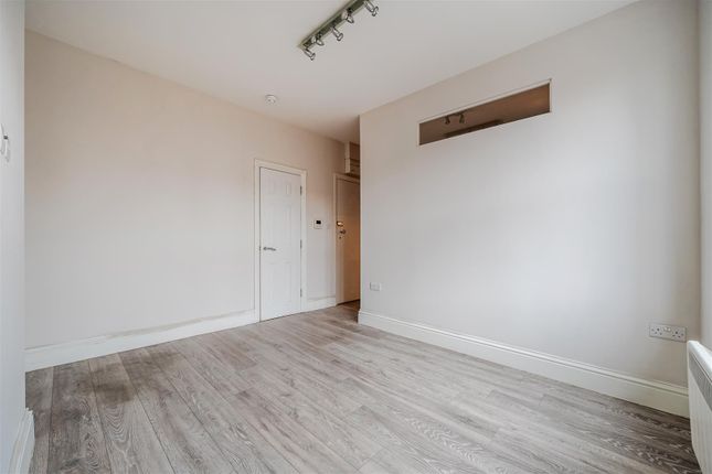 Flat 6, 66, Prospect Street, Reading photo 3