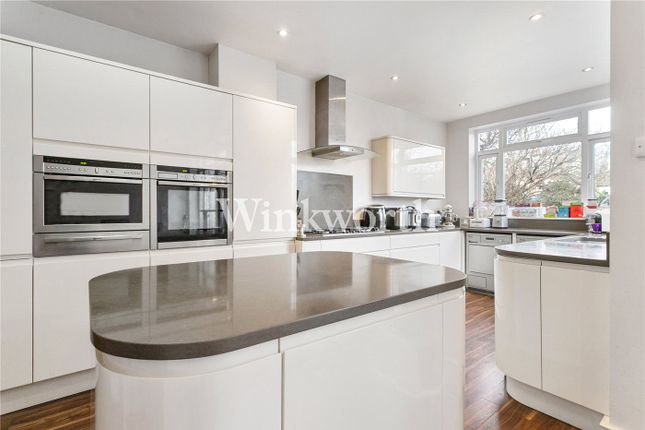 48, Woodberry Avenue, London photo 4