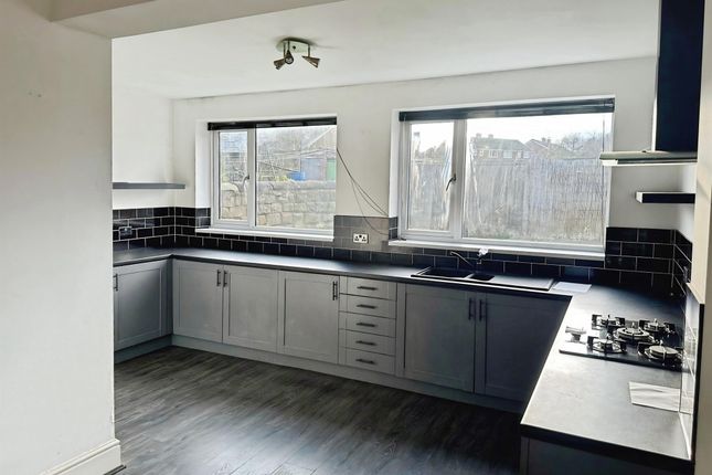 38, Moor Lane South, Rotherham photo 5