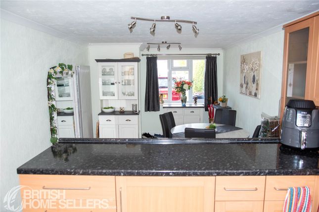 Barn Road, Chichester photo 3