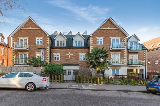 Thumbnail Flat for sale in Normanton Road, South Croydon