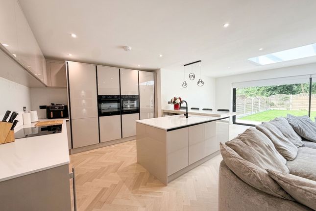 28 Waverley Road, Manchester photo 4