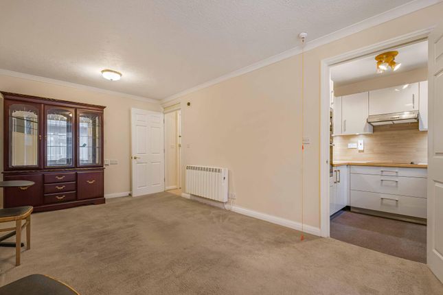 Flat 19, Tudor Court, 210, Main Road, Biggin Hill, Westerham photo 3