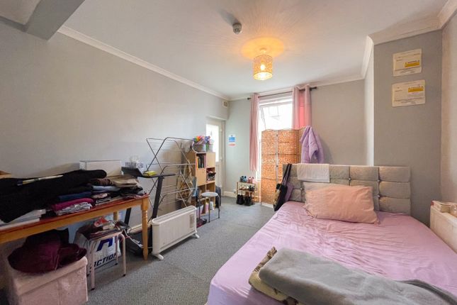 Flat 2, 7 Albion Road, Kent photo 4