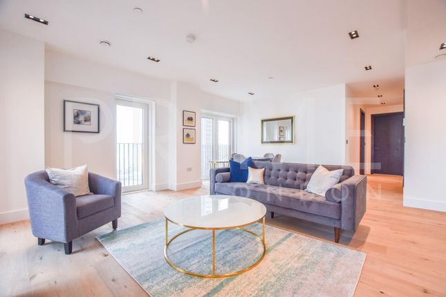 2-bed flat on 71, Keybridge Tower, Vauxhall, £915,000