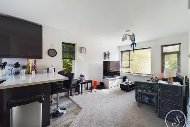 67, Blackmoor Court, Leeds photo 3