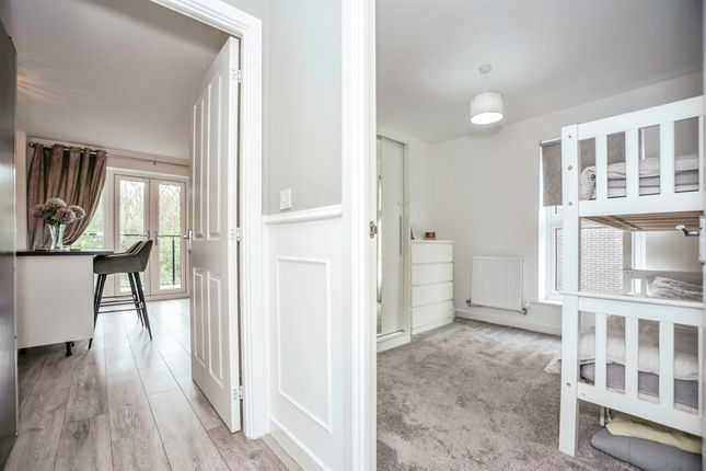 Flat for sale in Malthouse Drive, Grays