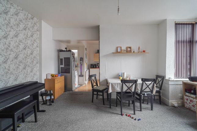 20, Willow Street, Fleetwood photo 4