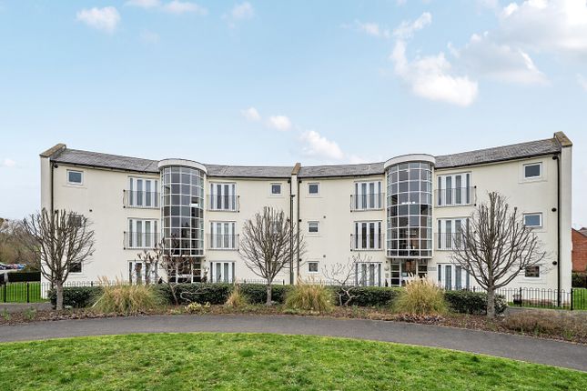Flat 3, Keswick House,, Victoria Circus, Gloucestershire photo 2
