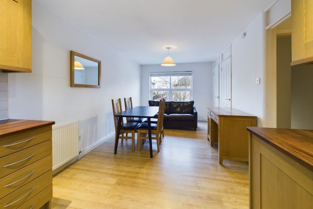 Flat for sale in Russell Street, Cambridge
