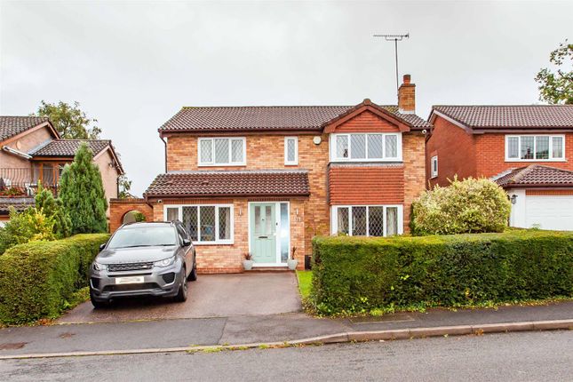 Thumbnail Detached house for sale in Sandstone Avenue, Walton, Chesterfield