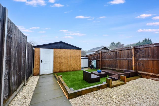 91, Slater Way, Derby photo 4