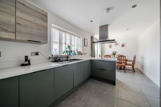 9, Hellyer Rise, Hull photo 4