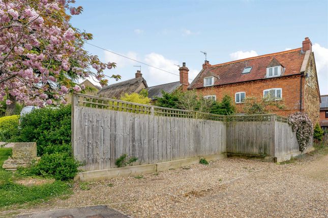 Cottage for sale in High Street, Napton, Southam