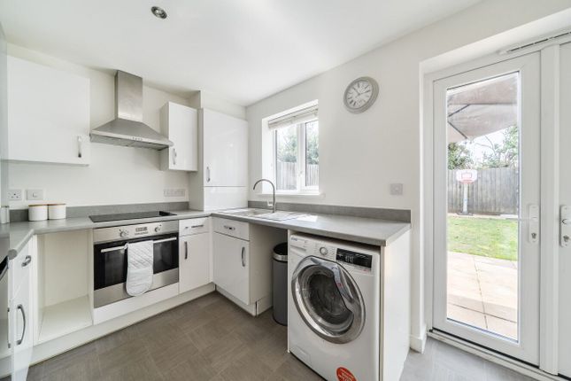 164 Myrtlebury Way, Exeter photo 3