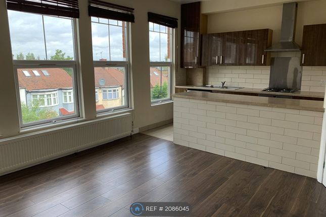 Thumbnail Flat to rent in Alexandra Park Road, London