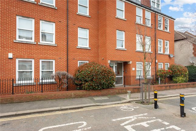 Flat for sale in Bruce Road, Mitcham