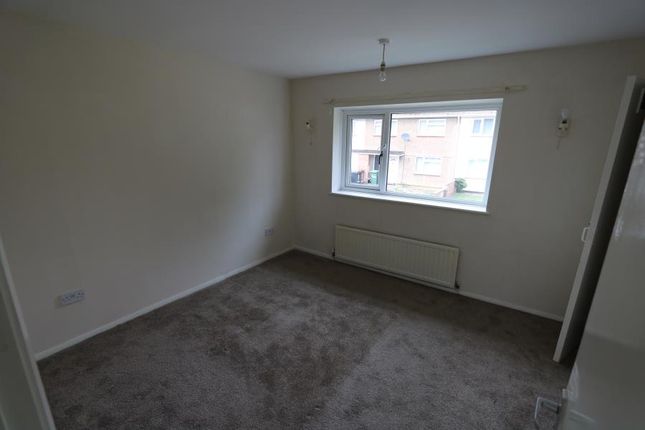 7, Bexhill Walk, Corby photo 4
