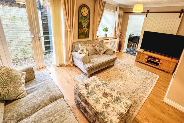 18, Rogers Drive, Saltash photo 2