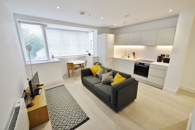 26, Library House, Brentwood photo 3
