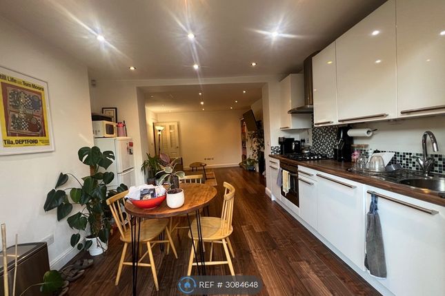 Englefield Road, London photo 2