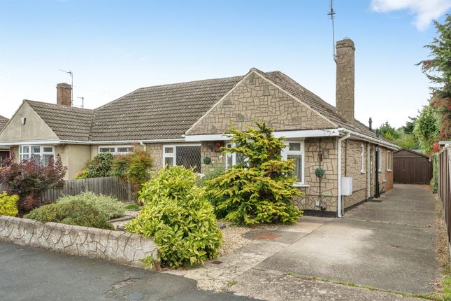 2-bed bungalow on 2, Fairfield Road, Scunthorpe, £200,000