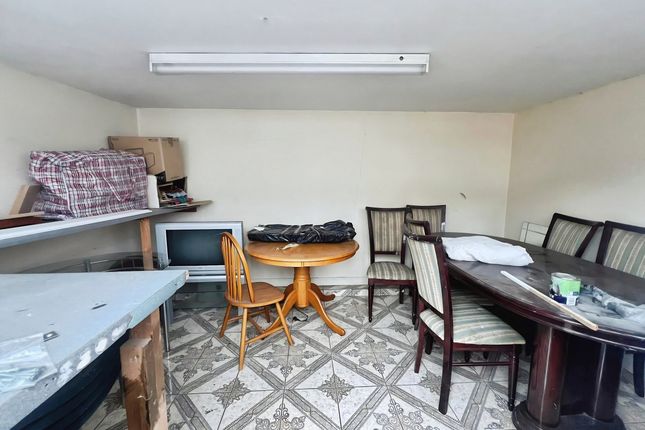 15 Courtland Road, London photo 5