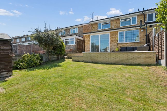 46 Homefield Road, Bushey photo 4