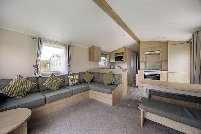 1 Muirhouses, Turnberry Holiday Park, Girvan photo 2