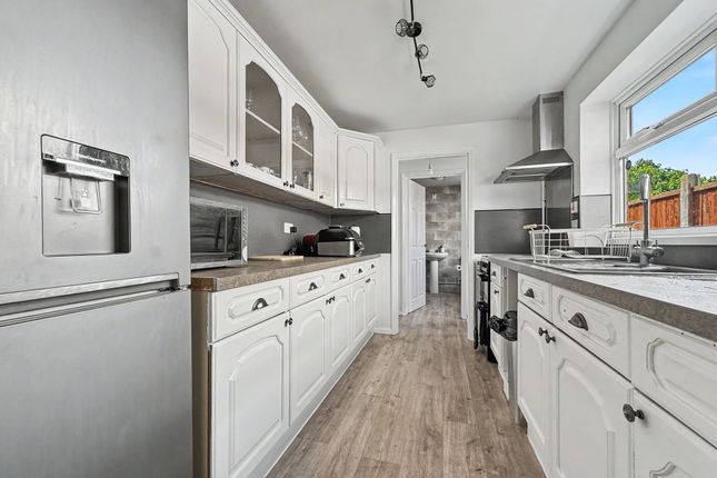 47 James Street, Sheerness photo 4