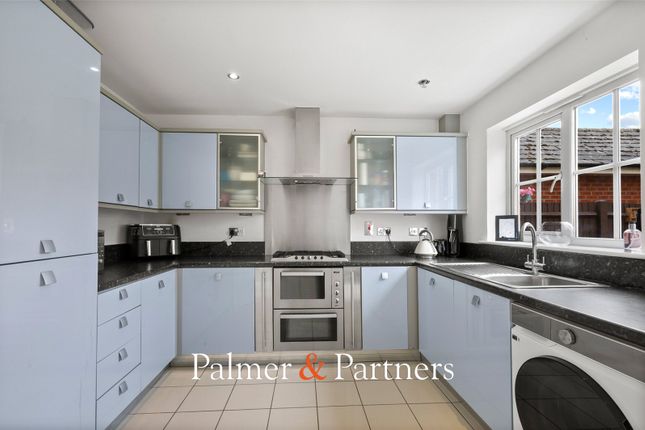 9, James Parnell Drive, Essex photo 2