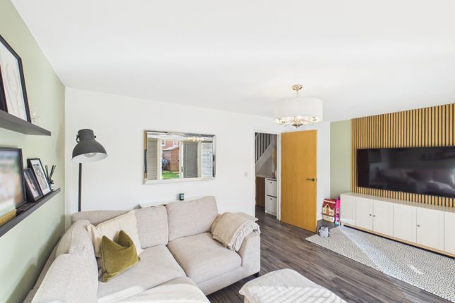 3, Frances Brady Way, Hull photo 2