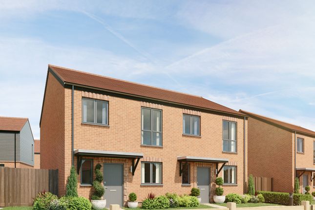 3-bed semi-detached on 119, Park Drive, Kings Hill, £449,995