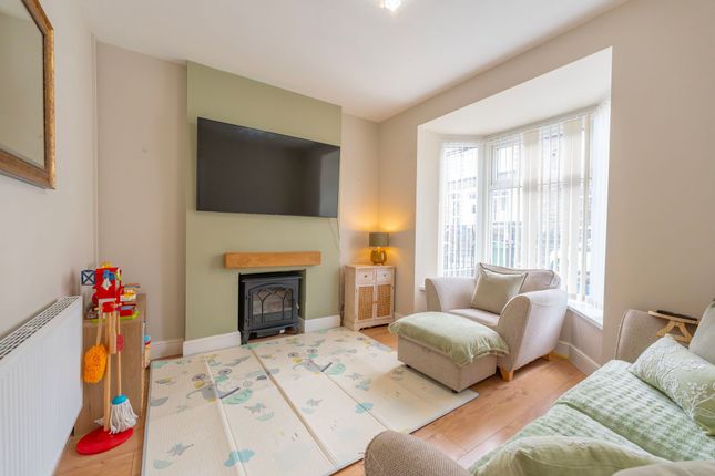 3 Wainfelin Road, Pontypool photo 3