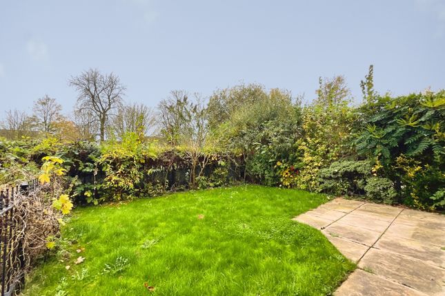 4, Somme Close, Lincoln photo 3